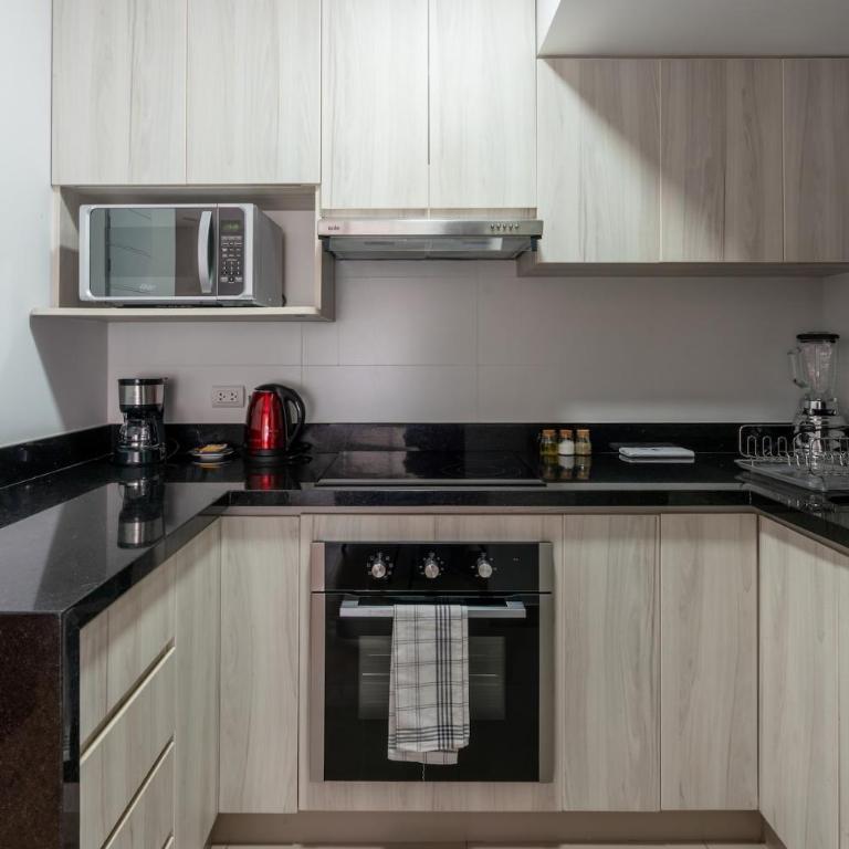 San Isidro Petit Thouars Living by Geko - Two-Bedroom Apartment - 40