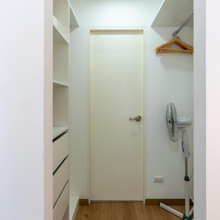 San Isidro Petit Thouars Living by Geko - Two-Bedroom Apartment - 15