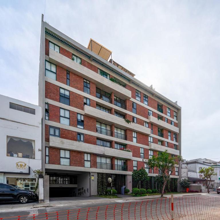 San Isidro Petit Thouars Living by Geko - Two-Bedroom Apartment - 3