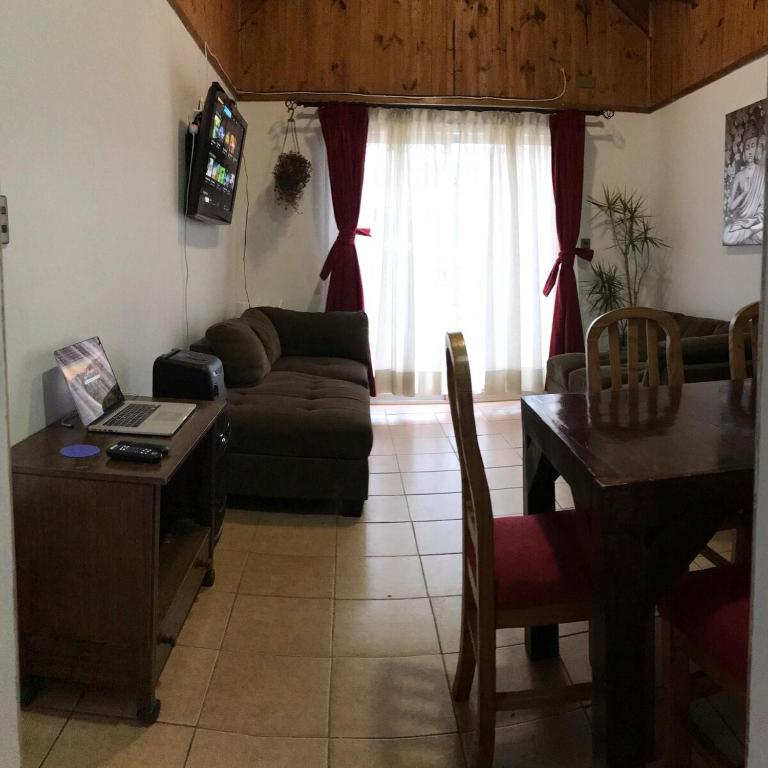 Cómoda casa a pasos de playa El Canelo - Casa de 3 dormitorios - 16