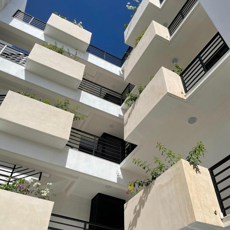 Bright Ocean View Studio with Rooftop Pool Access - Two-Bedroom Apartment - 16