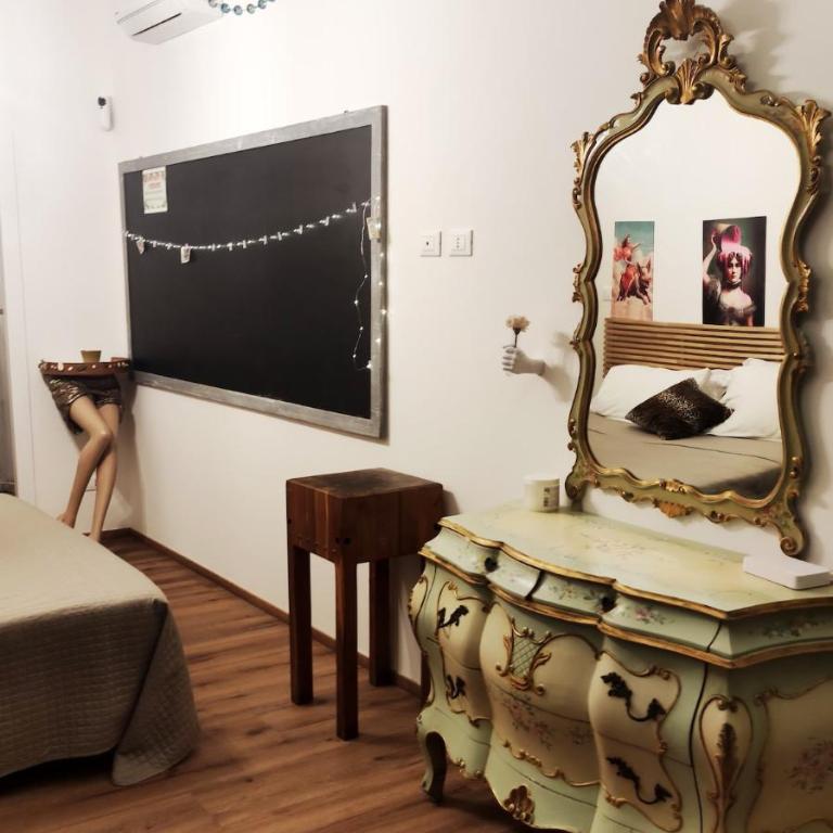 Lorenzo Sea Loft Riccione apartment - One-Bedroom Apartment - 17