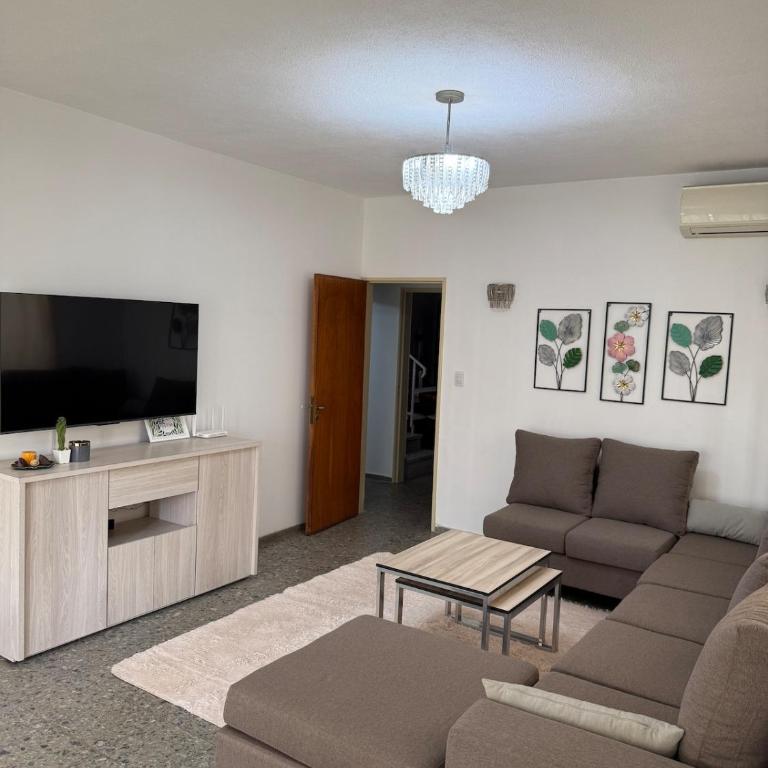 Casa residencial, Sexta sección, Mendoza - Casa de 4 dormitorios - 7