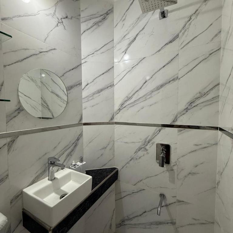 Casa residencial, Sexta sección, Mendoza - Casa de 4 dormitorios - 27
