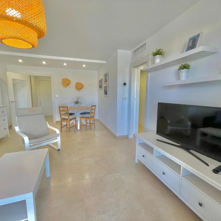 Terrasol Torre Del Mar Azucarera 4ª Planta - Two-Bedroom Apartment - 1