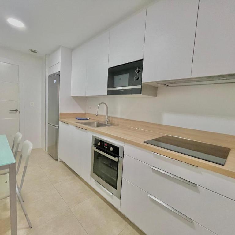 Terrasol Torre Del Mar Azucarera 4ª Planta - Two-Bedroom Apartment - 9