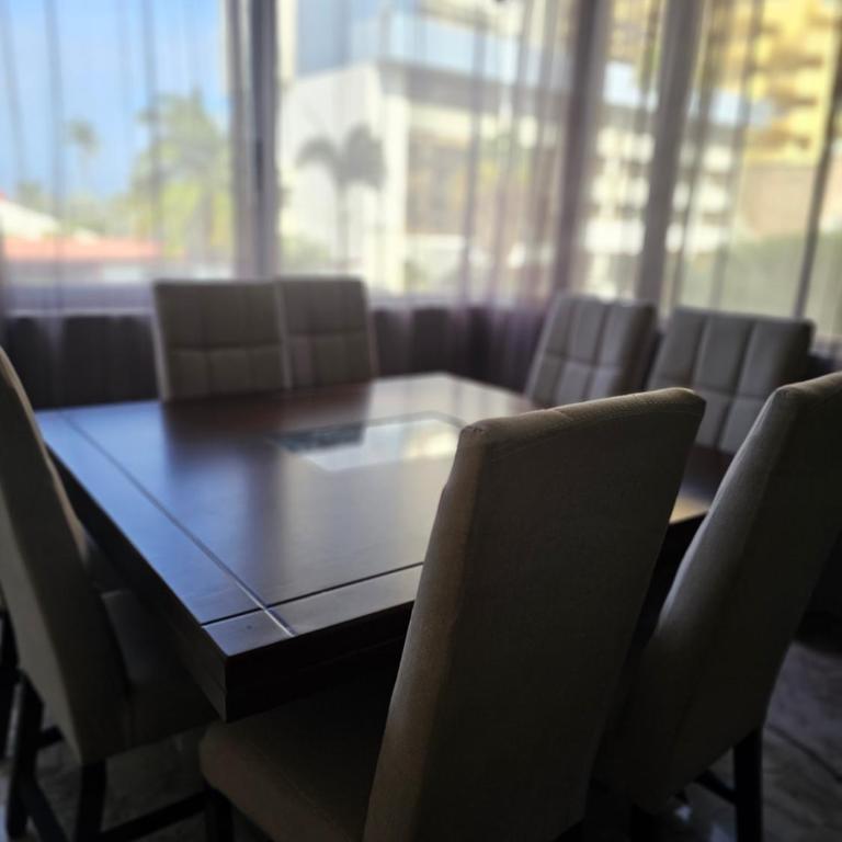 Amplio Condominio Ibis Mazatlán Zona dorada - Three-Bedroom Apartment with View - 18