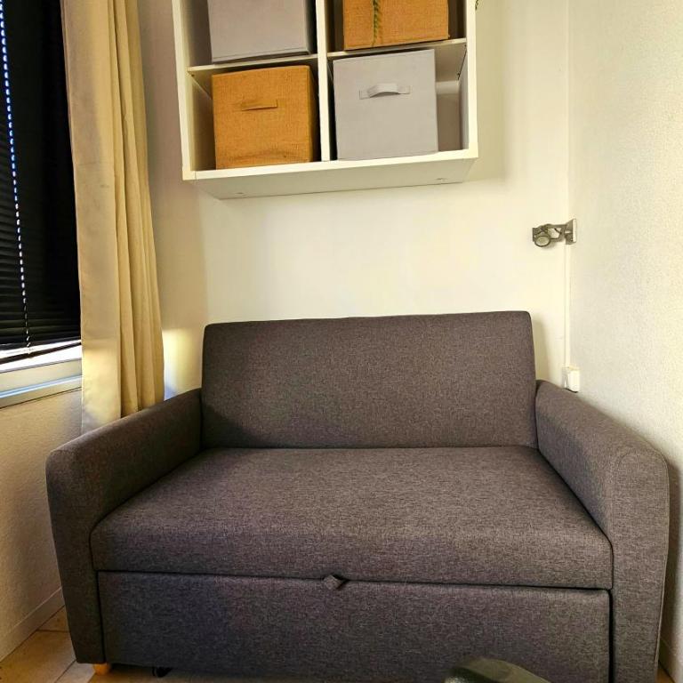 Cozy Beachside Studio for 4 with WiFi in Cap d'Agde - Apartment mit 2 Schlafzimmern - 6