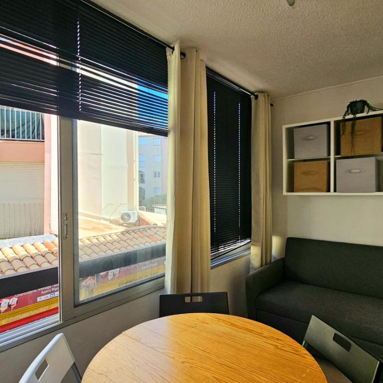 Cozy Beachside Studio for 4 with WiFi in Cap d'Agde - Apartment mit 2 Schlafzimmern - 13