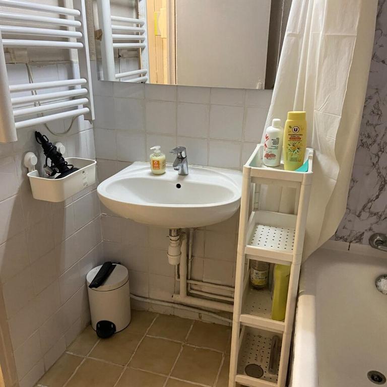 Beautiful chic studio with ultra-fast wifi - Appartamento con 1 Camera da Letto - 2