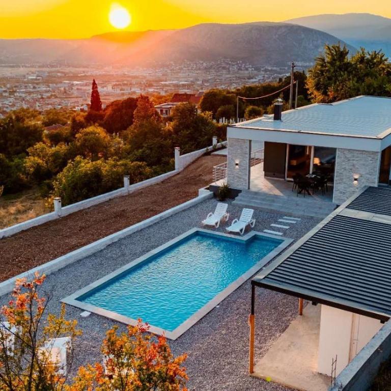 Villa Lumière - Three-Bedroom Villa - 45