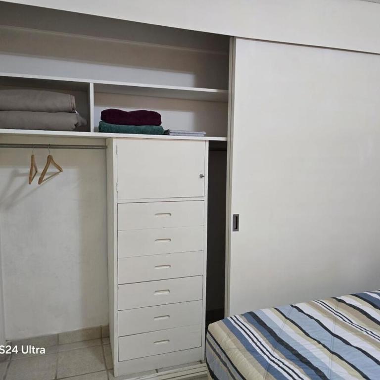 Amplio apartamento sobre Avenida Viaducto - Apartamento Clásico - 5