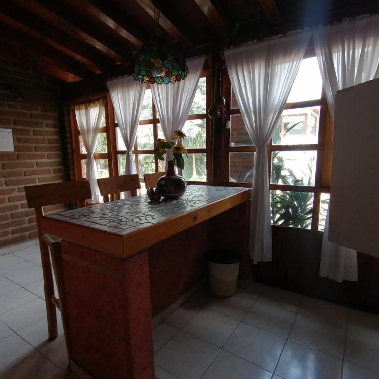 Htl & Villas Las Glorias Mazamitla, céntricas, parking, jardín - Villa de 1 dormitorio - 9