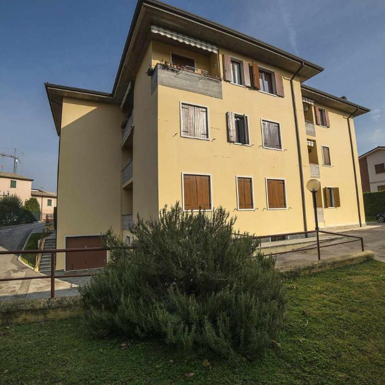 Residence San Zeno - vicino centro,lago parcheggio - Two-Bedroom Apartment - 1
