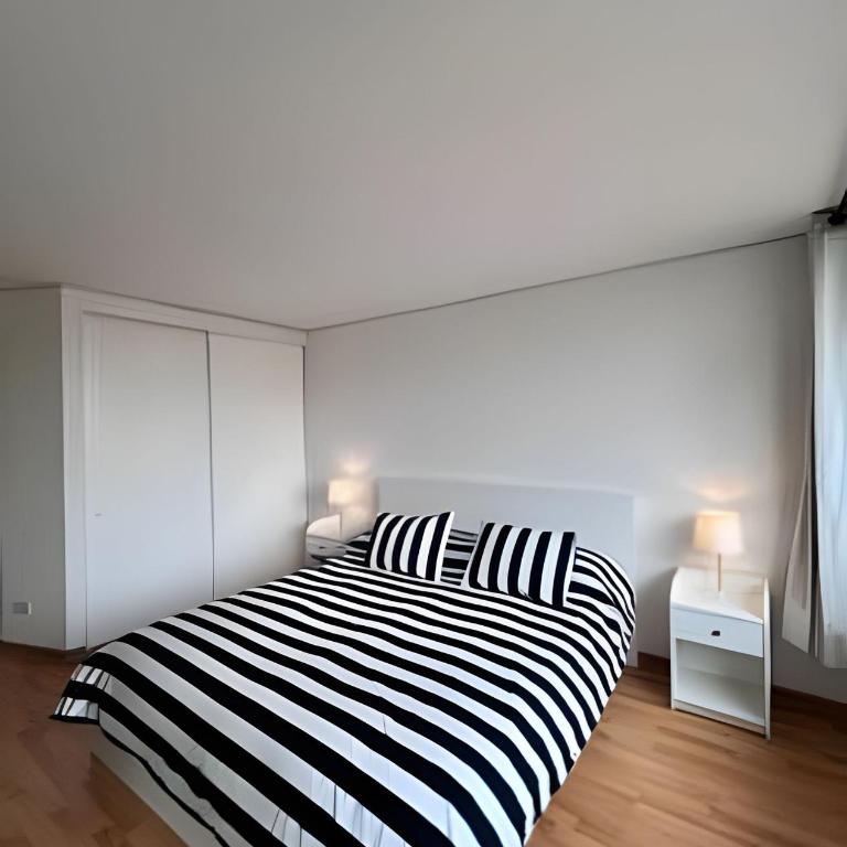 En Nueva de Lyon, familar - Two-Bedroom Apartment - 2