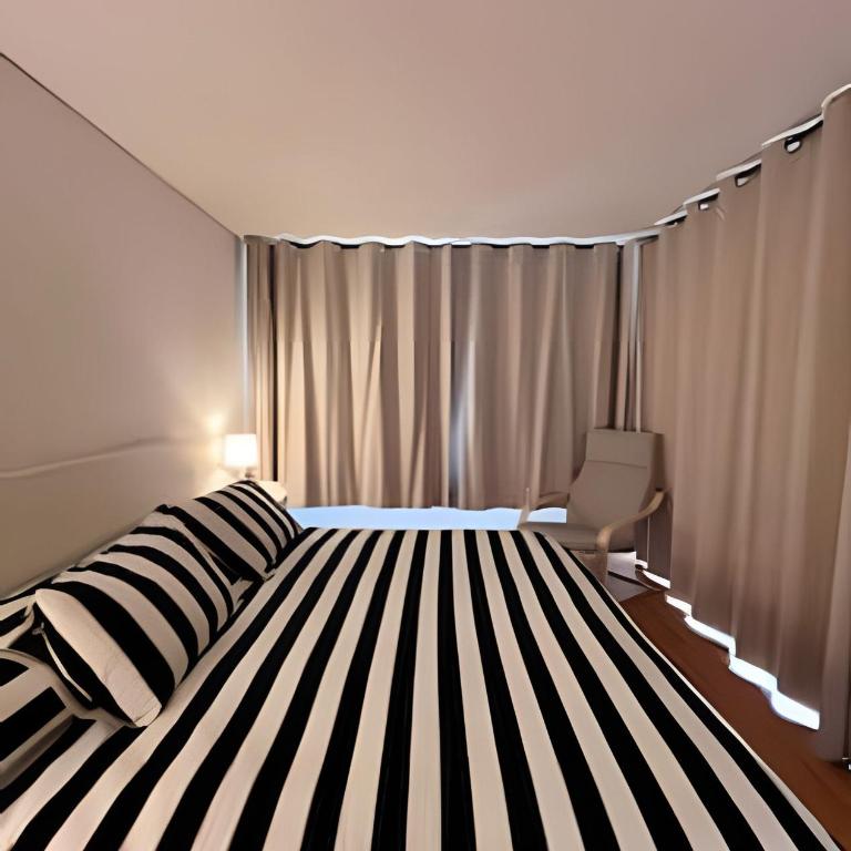 En Nueva de Lyon, familar - Two-Bedroom Apartment - 10