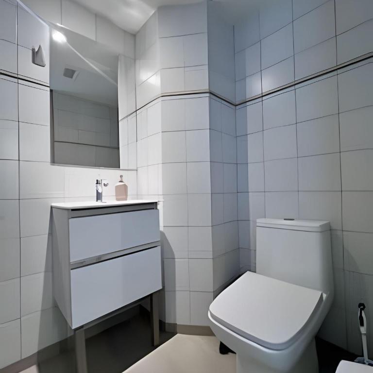 En Nueva de Lyon, familar - Two-Bedroom Apartment - 24