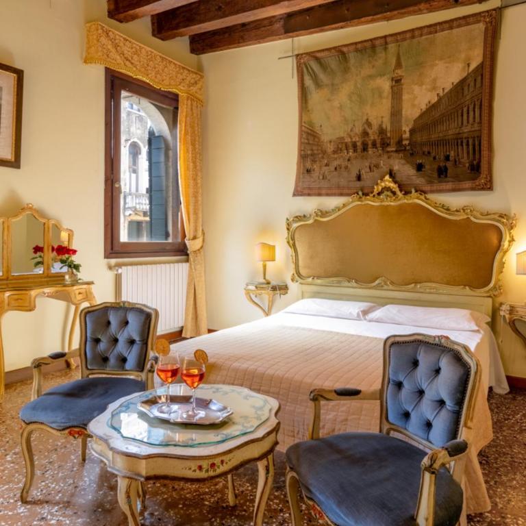 Palazzo San Firmino residenza storica all Suite Canal View - Camera Matrimoniale con Vista Canale - 2