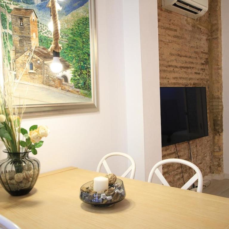 Modernist house in Cabanyal - Apartamento de 1 dormitorio - 2