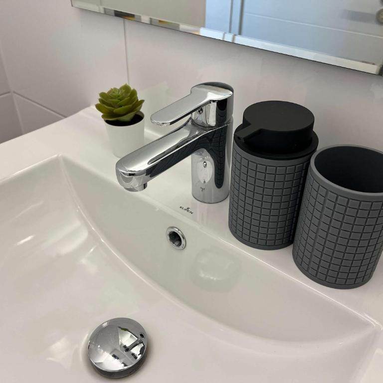 Moderno y luminoso departamento en Santa Isabel - Apartamento - 3