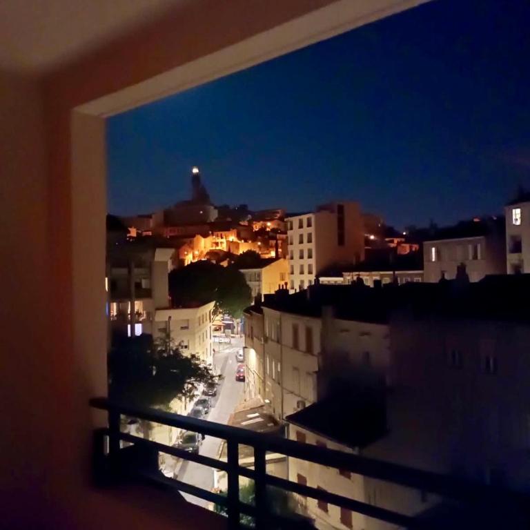 Marseille Endoume proche plage et Vieux Port - Chambre 2 Lits King-Size - 2