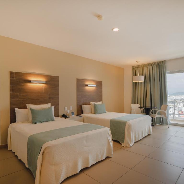 Pacific Palace Beach Tower Hotel - Studio with City View - 4