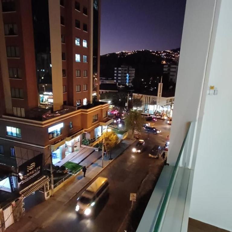 Amazing views Calacoto Luxury apartment with balcony - Apartamento de 1 dormitorio con balcón - 23