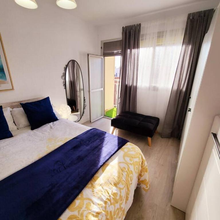Apartamento Sol y Sur- Netflix y Parking Gratis - Apartamento de 3 dormitorios - 16