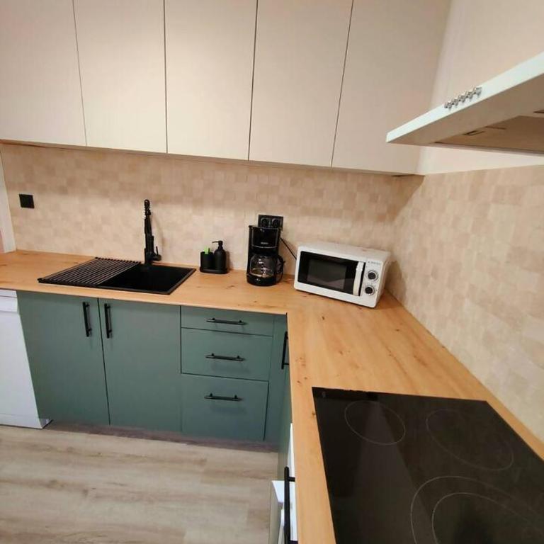 Apartamento Sol y Sur- Netflix y Parking Gratis - Apartamento de 3 dormitorios - 21