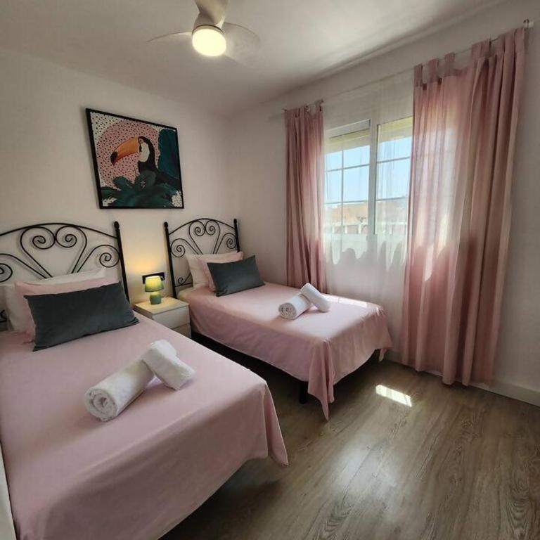 Apartamento Sol y Sur- Netflix y Parking Gratis - Apartamento de 3 dormitorios - 25