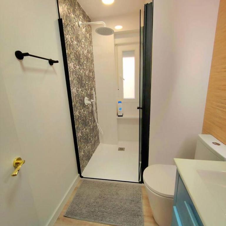 Apartamento Sol y Sur- Netflix y Parking Gratis - Apartamento de 3 dormitorios - 27