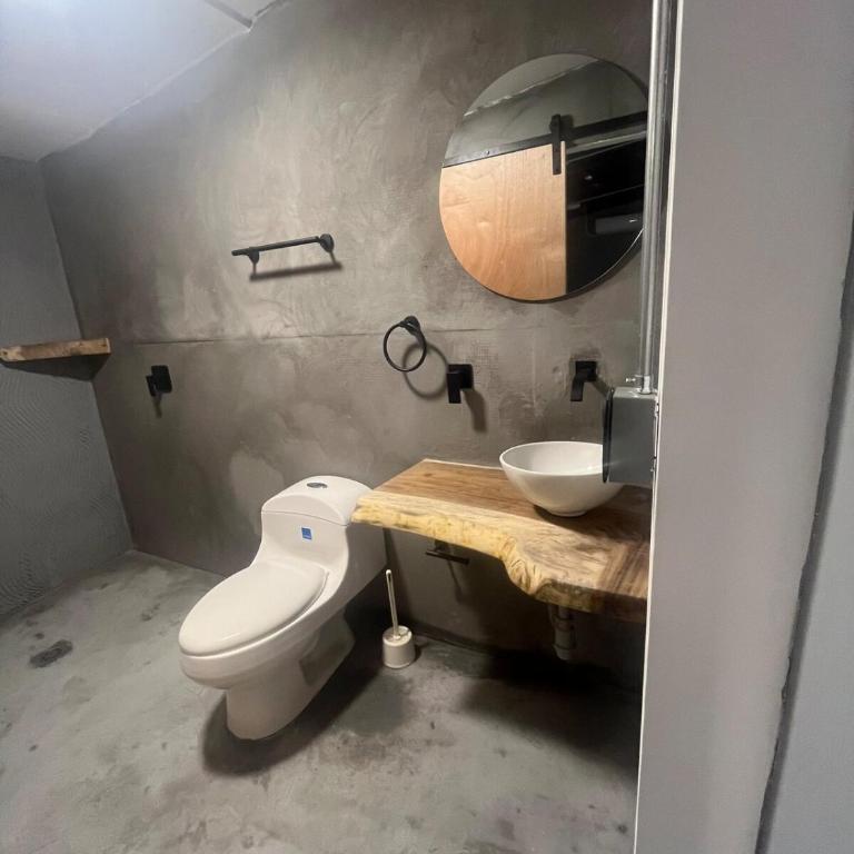 Room in Boutique Hotel! Perfect Location for 3! - One-Bedroom Apartment - 7