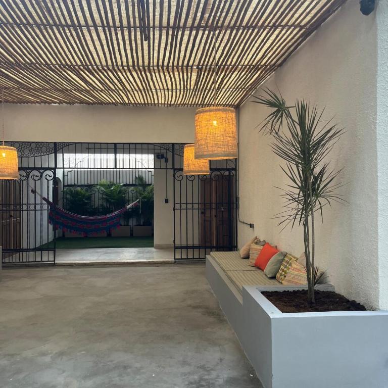 Room in Boutique Hotel! Perfect Location for 3! - One-Bedroom Apartment - 12