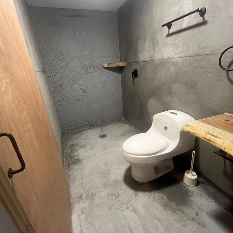 Room in Boutique Hotel! Perfect Location for 3! - One-Bedroom Apartment - 16