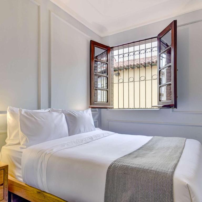 Chic 4BR Getaway in Vibrant La Candelaria - Casa - 11