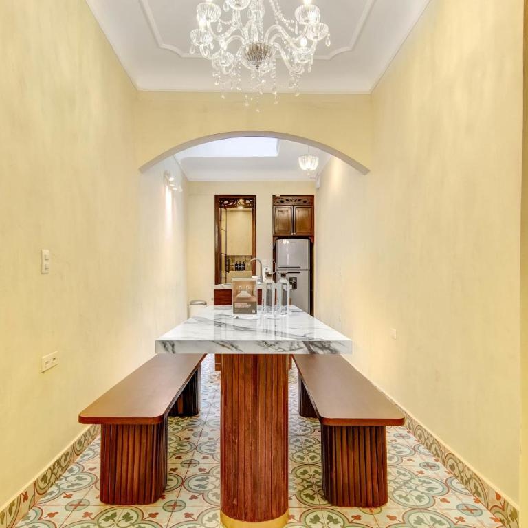 Chic 4BR Getaway in Vibrant La Candelaria - Casa - 20