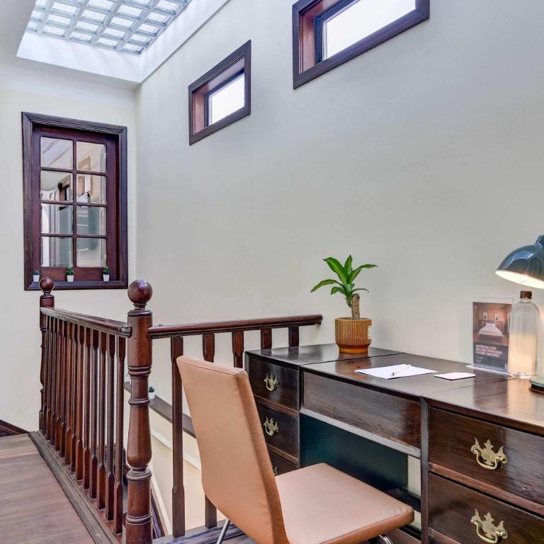 Chic 4BR Getaway in Vibrant La Candelaria - Casa - 33