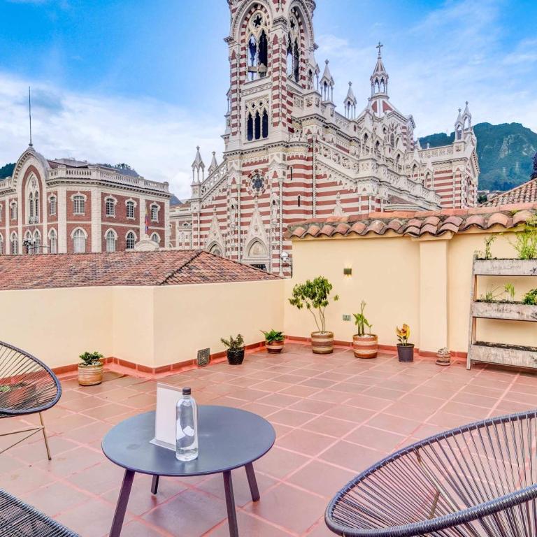 Chic 4BR Getaway in Vibrant La Candelaria - Casa - 57