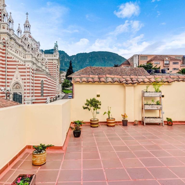 Chic 4BR Getaway in Vibrant La Candelaria - Casa - 58