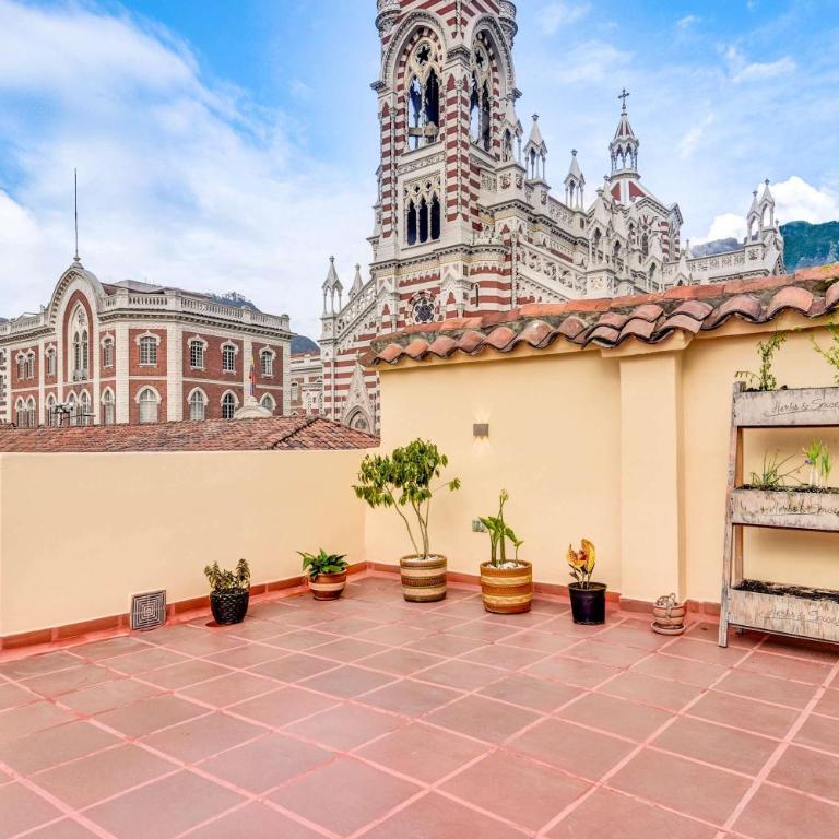 Chic 4BR Getaway in Vibrant La Candelaria - Casa - 63