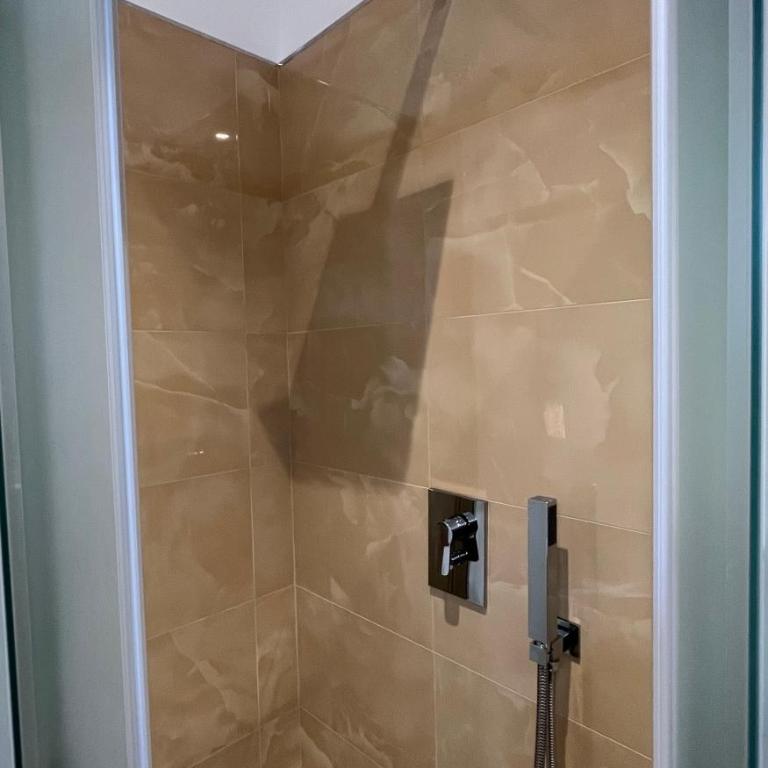 AF Holiday Homes - Two-Bedroom Apartment - 2