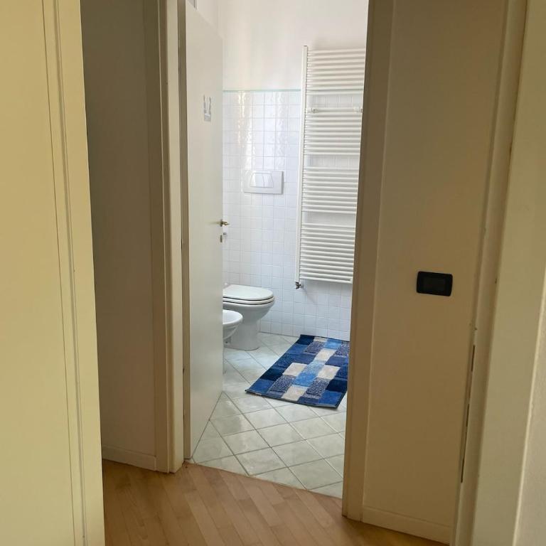 B&B Le Peonie Alloggio centrale vicino al mare - Appartamento con 1 Camera da Letto - Non Fumatori - 9