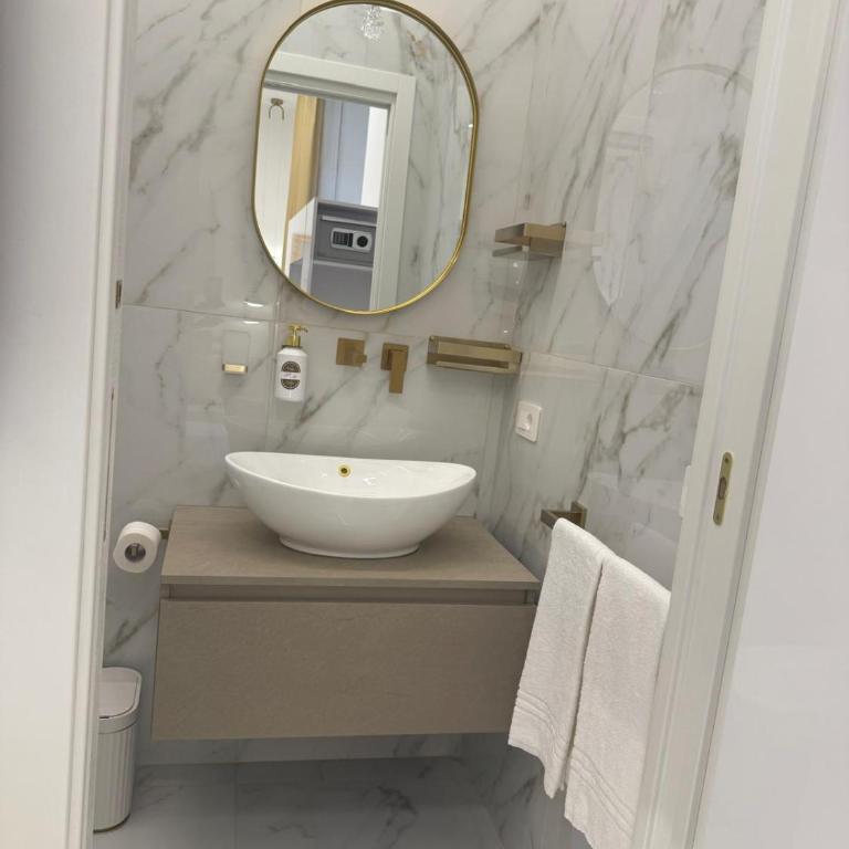 Belle Ame Suites - Camera Tripla Deluxe - 2