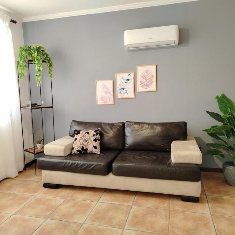 Comfort Security and Prime location - One-Bedroom Apartment - 3