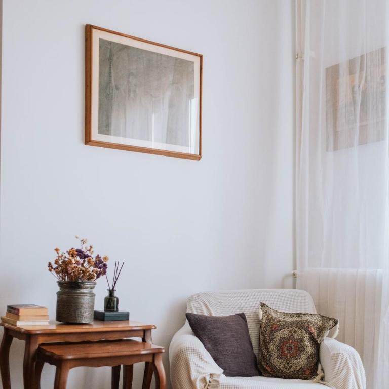 Sweet House Retro - One-Bedroom Apartment - 14