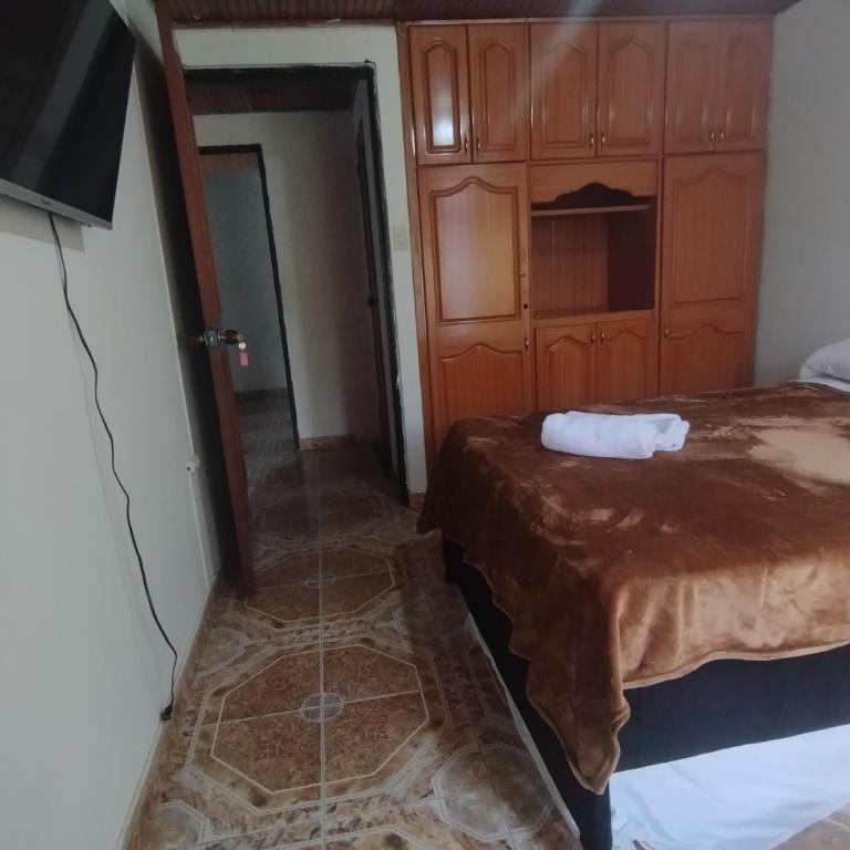 Hostal La Frontera - Deluxe Double or Twin Room - 1