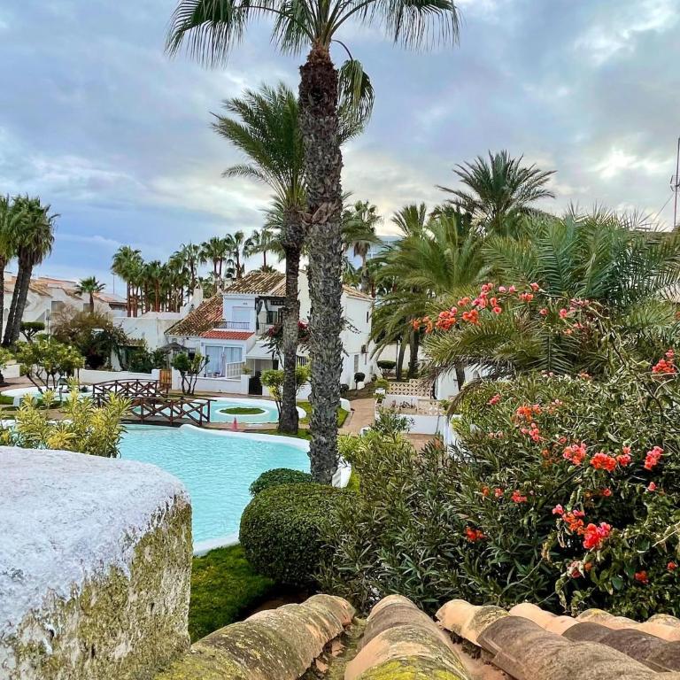 Apartment in Roquetas by Beach & Pool - Bungalow - 29