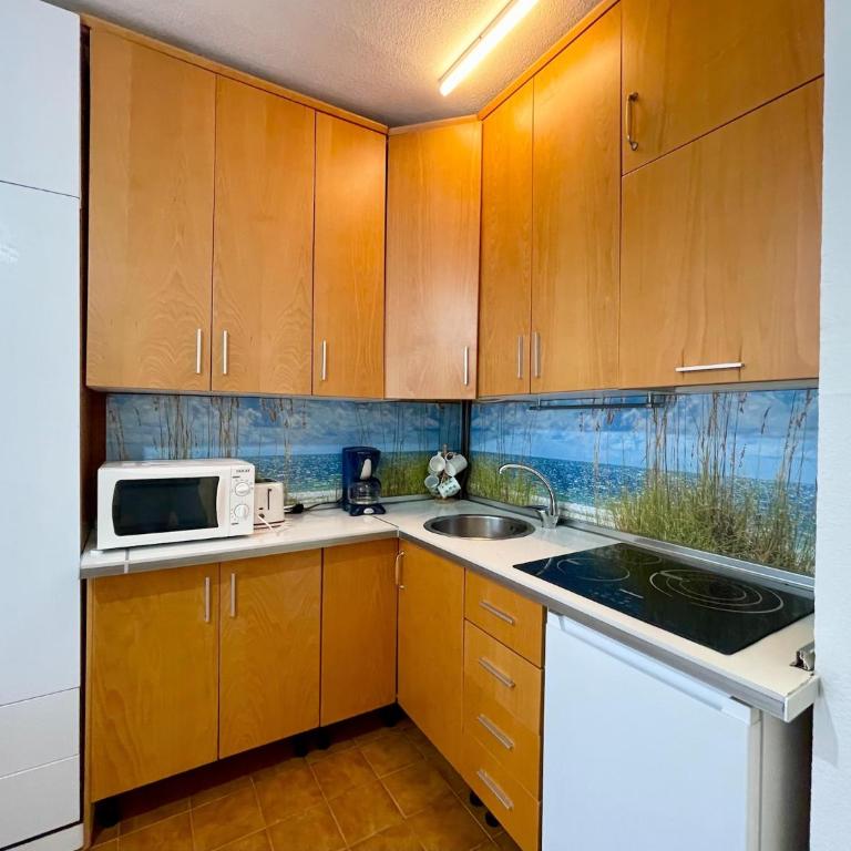 Apartment in Roquetas by Beach & Pool - Bungalow - 19