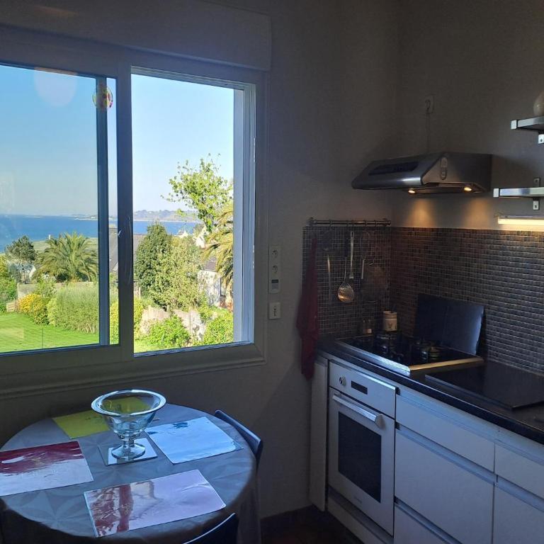 Holiday Home in Perros-Guirec near Beaches - Casa Vacanze con 4 Camere da Letto - 18