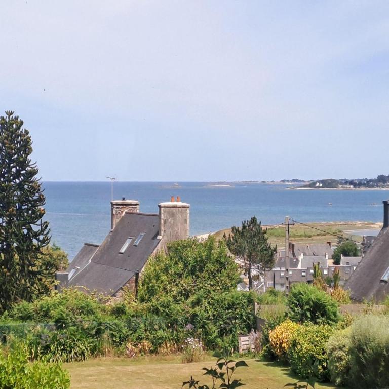 Holiday Home in Perros-Guirec near Beaches - Casa Vacanze con 4 Camere da Letto - 26
